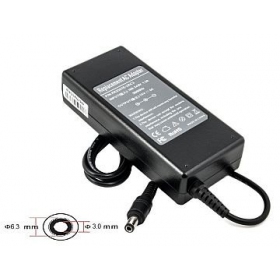 TOSHIBA 90W: 15V, 6A carregador de portátil